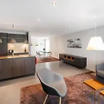 아파트 Modern