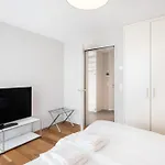 아파트 Modern